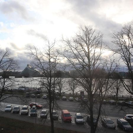 Heart Of Old Town - Riverside View Riga Luaran gambar
